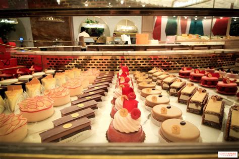 pierre hermes parigi|pierre herme pastries.